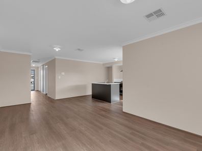 85 Moncrieff Parade, Golden Bay WA 6174