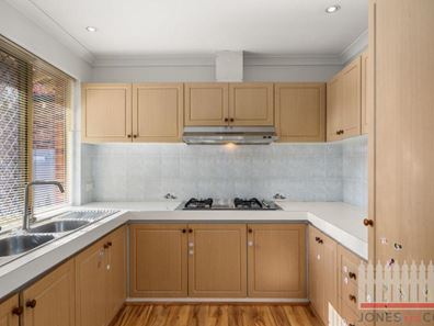 4/10 Ivanhoe Street, Bassendean WA 6054