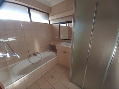 3 Hilton Place, Duncraig WA 6023