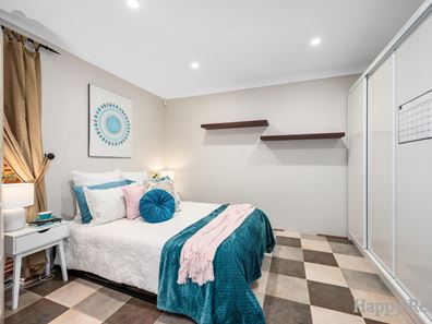 96 Dumbarton Road, Canning Vale WA 6155