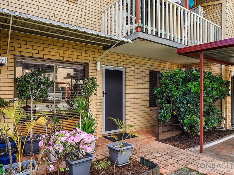 2/58 Pollard Street, Glendalough WA 6016