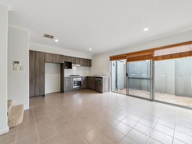 19/39 Simpson Street, Applecross WA 6153