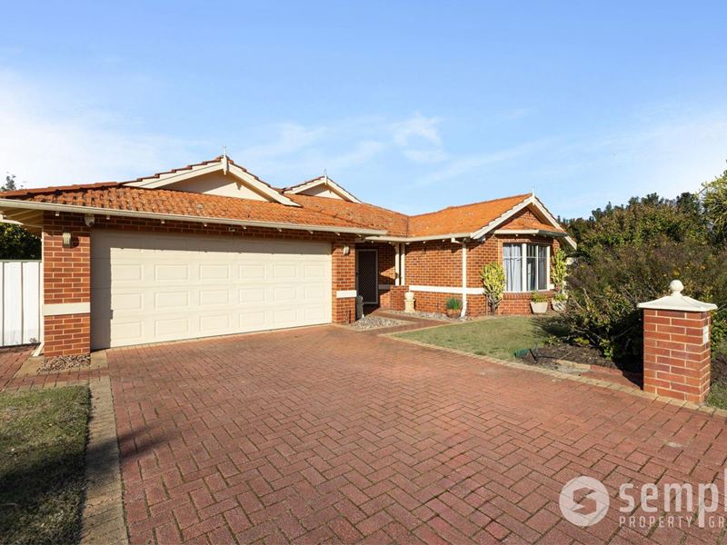4 Ashmore Avenue, Canning Vale