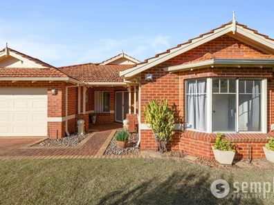 4 Ashmore Avenue, Canning Vale WA 6155
