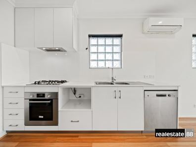 5/130 Sydenham Street, Kewdale WA 6105