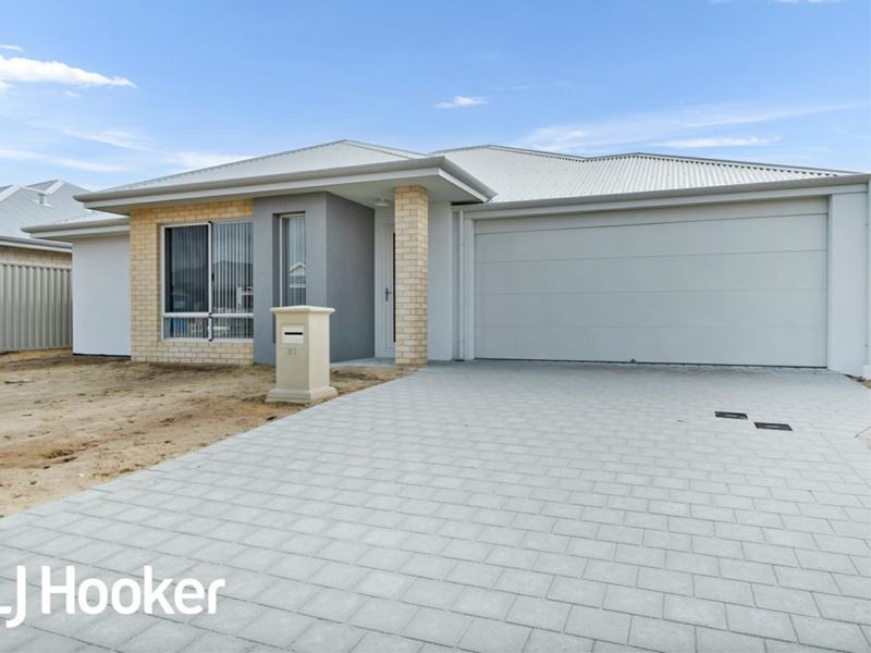 21 Coconuts Avenue, Eglinton WA 6034