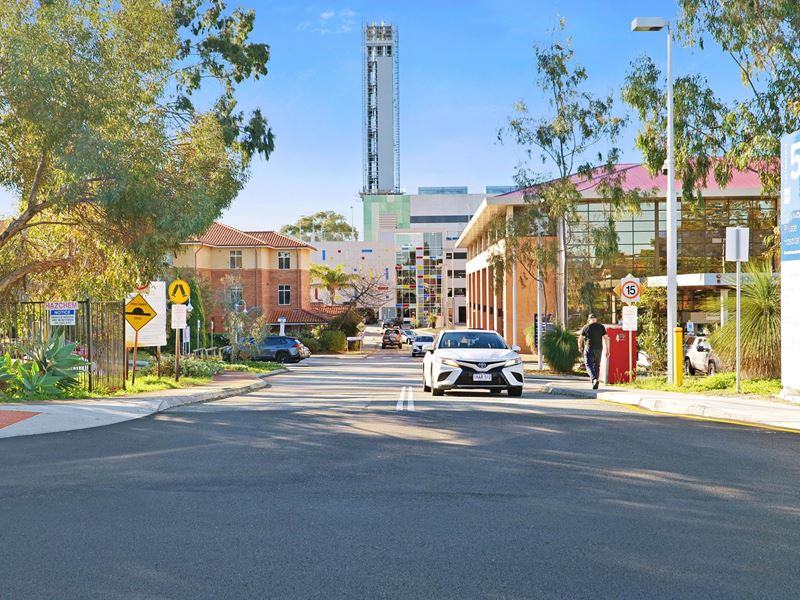 1 & 2/95 Monash Avenue, Nedlands