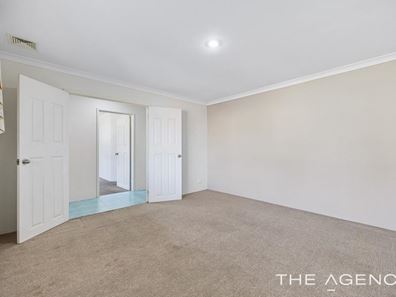 18 Coodanup Drive, Coodanup WA 6210