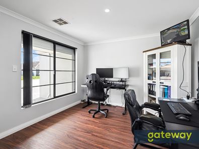 17 Carnelian Link, Byford WA 6122