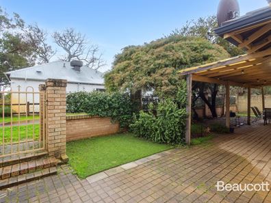 8/4 Johnson Road, Maylands WA 6051