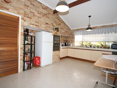 19 Powis Way, Warnbro WA 6169