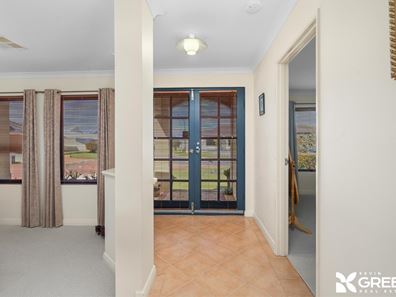 20 Petit  Loop, Dudley Park WA 6210