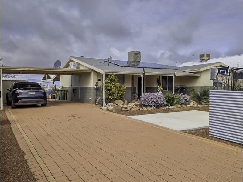 9 Cruickshank Road, Mukinbudin WA 6479