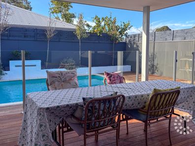 24A Lee Avenue, Hilton WA 6163