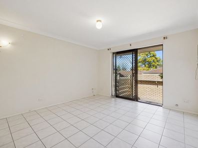 7/24 Roscorla Avenue, Yokine WA 6060
