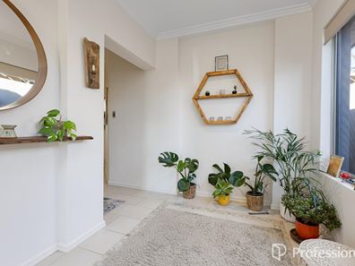 10A Koolyanga Road, Mullaloo WA 6027