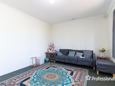 16 Serene Close, Ballajura WA 6066