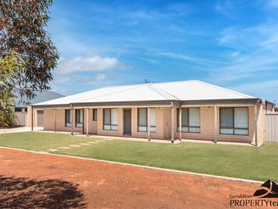 48 Honeysuckle Boulevard, Woorree WA 6530