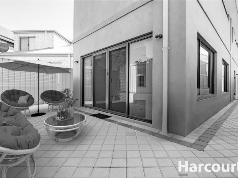 29/68 Hickman Road, Silver Sands WA 6210