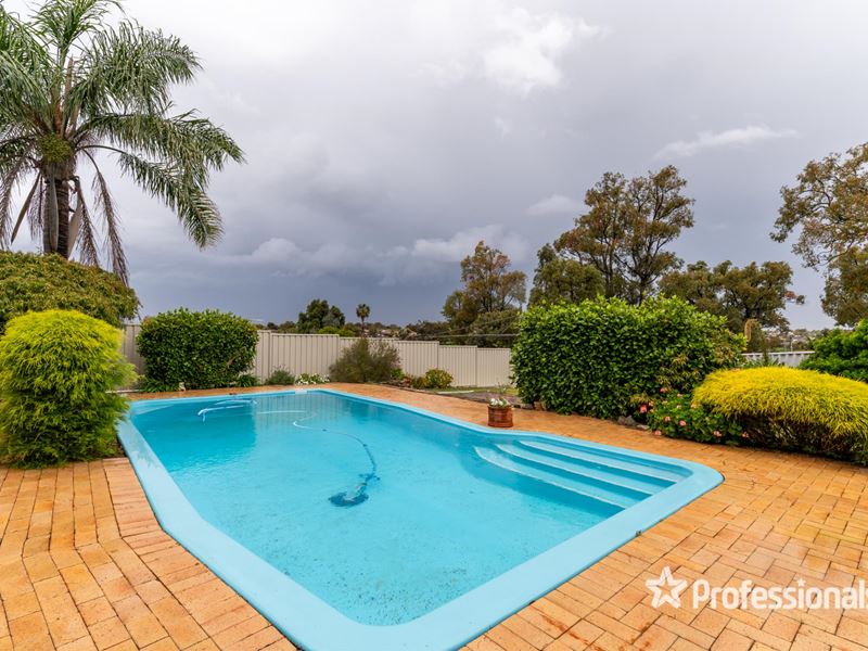 49 Dampier Loop, Mirrabooka