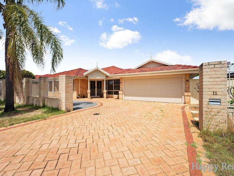 11 Lincoln Place, Canning Vale WA 6155