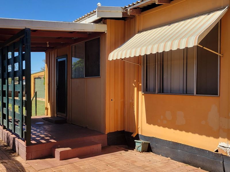 1 Fleming Street, Carnarvon