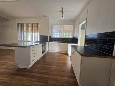 1 Fleming Street, Carnarvon WA 6701