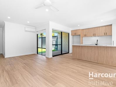 34b Keeley Way, Girrawheen WA 6064