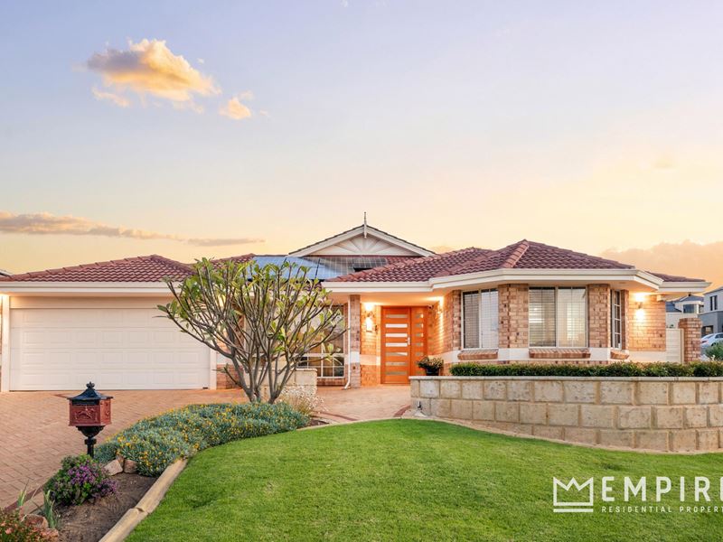 8 Cranberry Street, Coogee WA 6166