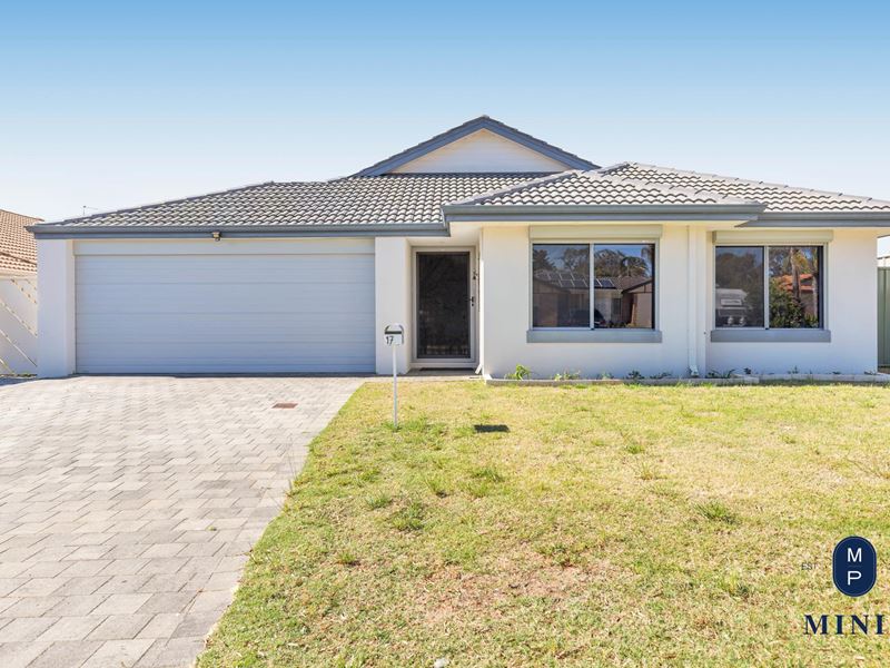 17 Tuart Ridge, Parmelia WA 6167