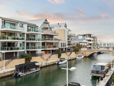 13/3 The Palladio, Mandurah WA 6210