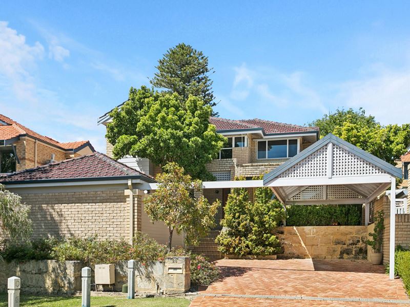 26 Grove End Ridge, Mount Claremont