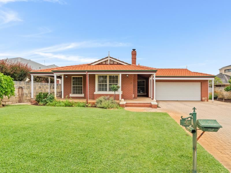 4 Alta Laguna Crescent, Ballajura WA 6066