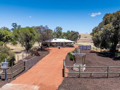 1 Seabrook Street, Beverley WA 6304