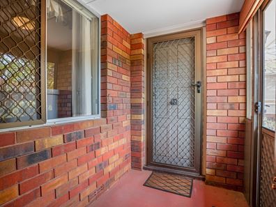 23/10 Hefron Street, Rockingham WA 6168