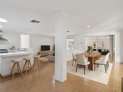 22 Denia Rise, Bennett Springs WA 6063