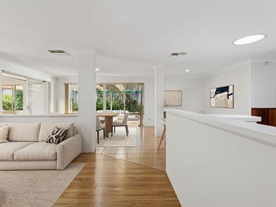 22 Denia Rise, Bennett Springs WA 6063