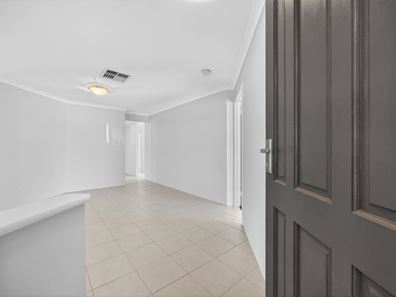 12 Minilya Loop, Warnbro WA 6169