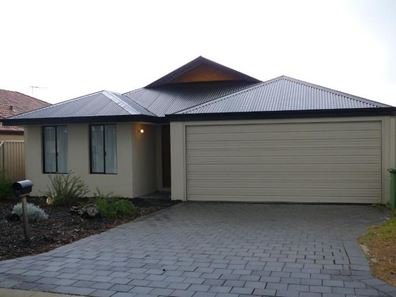 26 Indee Pass, Secret Harbour WA 6173