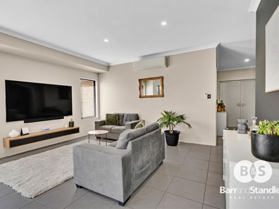 9 Oldfield Street, Millbridge WA 6232