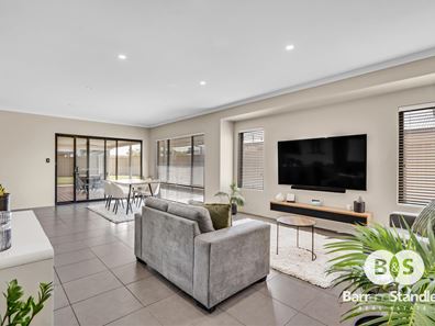 9 Oldfield Street, Millbridge WA 6232