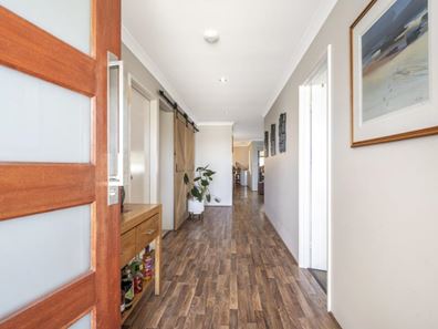 51 Aquamarine Parade, Karnup WA 6176