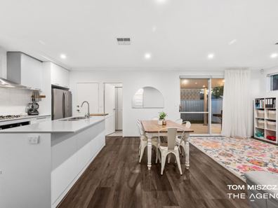37a Barnsley Street, Queens Park WA 6107