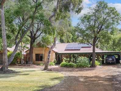 7 Kalgaritch Ave, West Busselton WA 6280