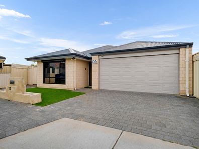 13 Muscari Close, Seville Grove WA 6112