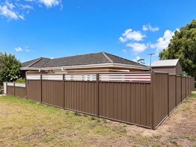 1 Treasure Road, Sinclair WA 6450