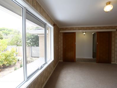 1 Treasure Road, Sinclair WA 6450
