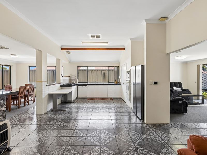 43 Dongara Circle, Jane Brook WA 6056