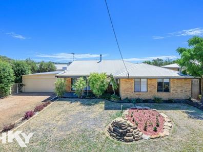 2 Old Mooliabeenee Road, Gingin WA 6503