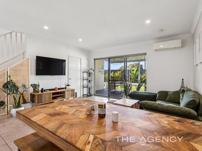 20 Emily Loop, Madeley WA 6065